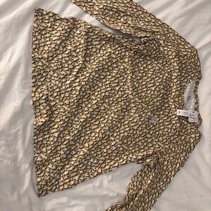 Women’s long sleeve shirt brand new with tags